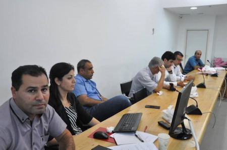 بمبادرة اللجنة المحلية للتخطيط والبناء في وادي عاره اقتراح قانون لربط آلاف البيوت العربية بالكهرباء